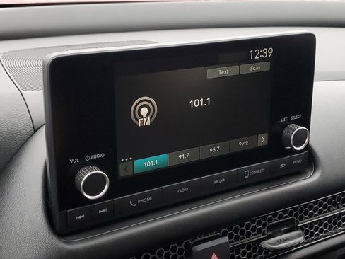 Used 2024 Honda HR-V Sport image 18