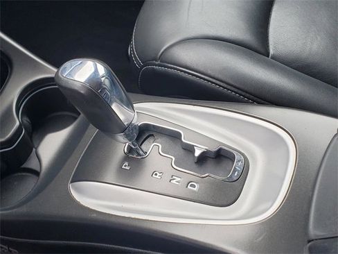 Used 2014 Dodge Journey Limited w/ Driver Convenience Group image 26