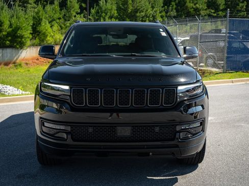 Used 2022 Jeep Wagoneer Series II RWD image 2