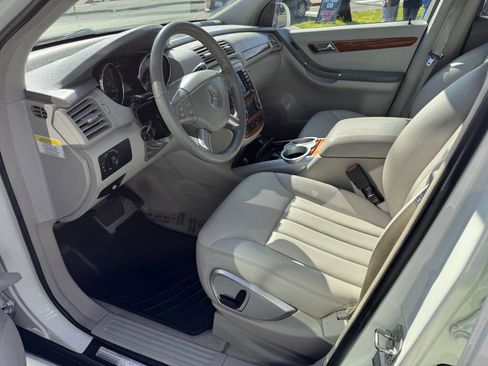 Used 2008 Mercedes-Benz R 350 4MATIC image 9