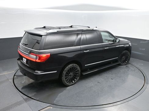 Used 2019 Lincoln Navigator L Reserve w/ Cargo Package image 42