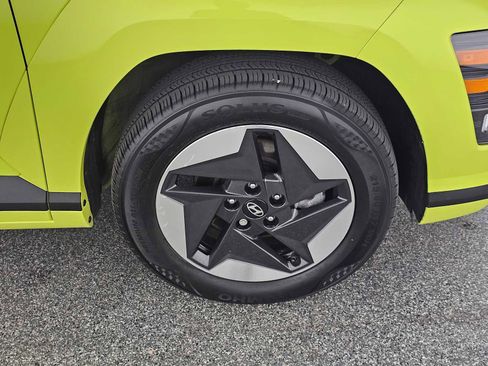 Used 2024 Hyundai Kona SEL FWD image 9