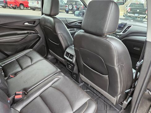Used 2020 Chevrolet Equinox Premier image 30