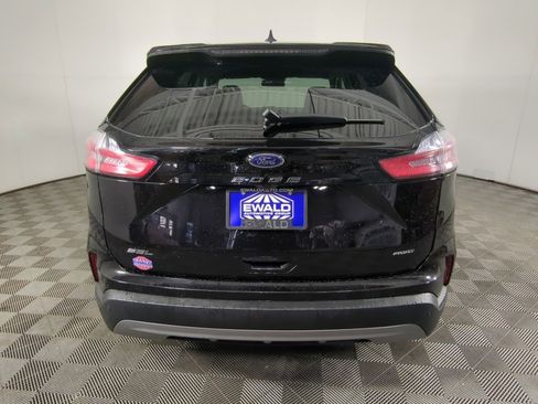 Certified 2024 Ford Edge SEL image 5