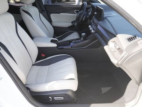 Used 2023 Acura Integra A-Spec image 19