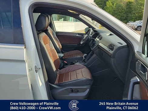 Used 2023 Volkswagen Tiguan SEL R-Line AWD/4WD image 16