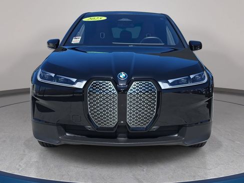 Used 2025 BMW iX xDrive50 w/ Convenience Package AWD/4WD image 3