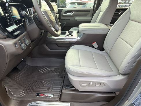 New 2026 Chevrolet Silverado 2500 LTZ w/ LTZ Premium Package AWD/4WD image 17