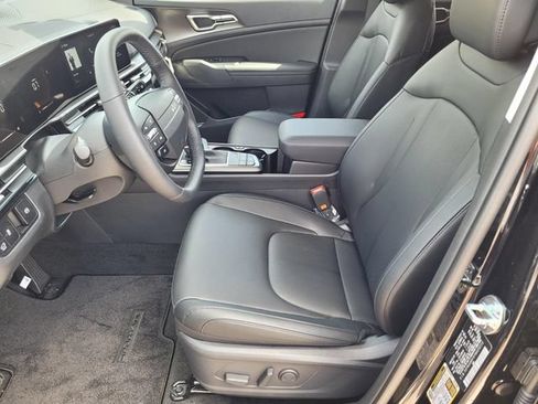 New 2026 Kia Sportage EX FWD image 8