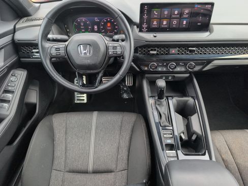 Used 2024 Honda Accord Sport image 29