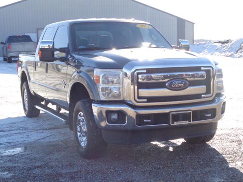 Used 2013 Ford F250 XLT w/ Chrome Pkg image 4