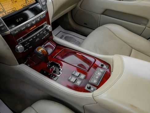 Used 2012 Lexus LS 460 L image 28