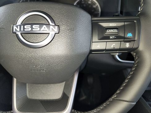 Used 2026 Nissan Rogue SV FWD image 25