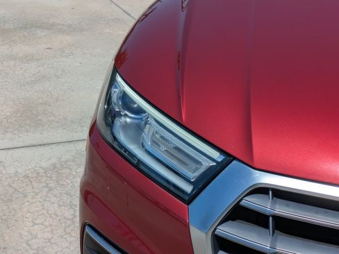 Used 2018 Audi Q5 2.0T Premium image 7