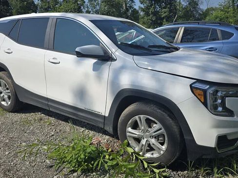 Used 2024 GMC Terrain SLE AWD/4WD image 4