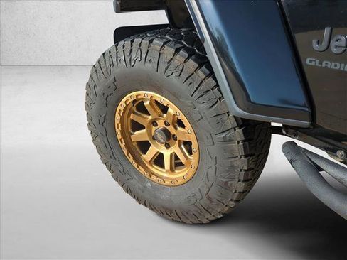 Used 2020 Jeep Gladiator Sport w/ Quick Order Package 24S image 10