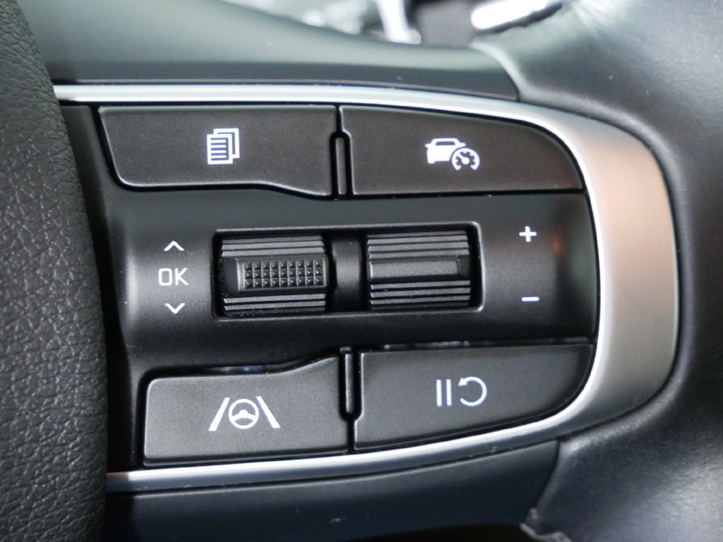 Used 2024 Kia Sportage EX AWD/4WD image 29