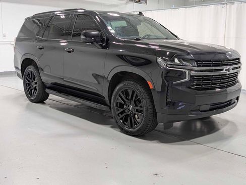 Used 2022 Chevrolet Tahoe RST w/ Sport Performance Package image 6