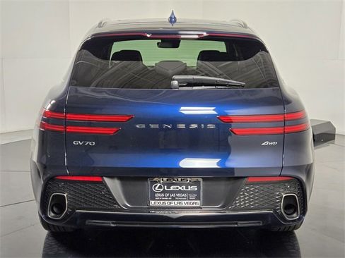 Used 2023 Genesis GV70 2.5T w/ Select Package image 5