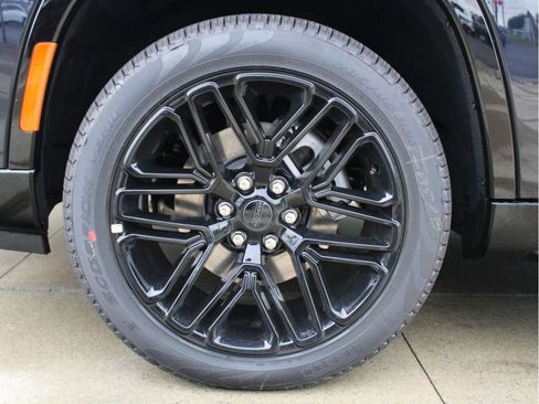 New 2025 Jeep Wagoneer Series II w/ Premium Group I image 39