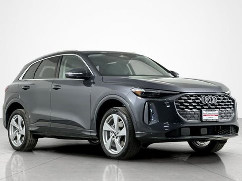 New 2025 Audi Q5 Premium Plus image 2