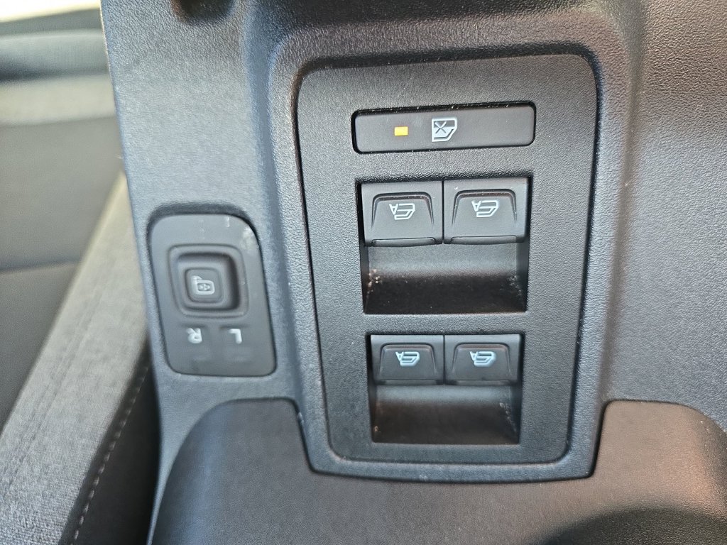 Used 2023 Ford Bronco 4-Door AWD/4WD image 36