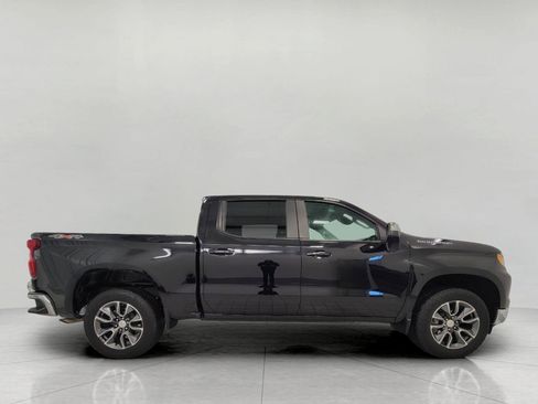 Used 2024 Chevrolet Silverado 1500 LT image 11