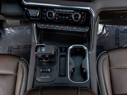 Used 2025 GMC Sierra 1500 Denali w/ Denali Reserve Package image 28