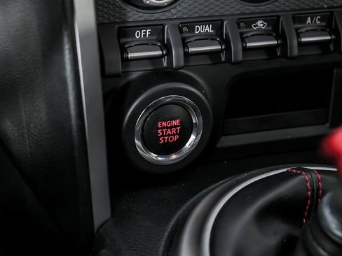 Used 2015 Subaru BRZ Limited RWD image 30