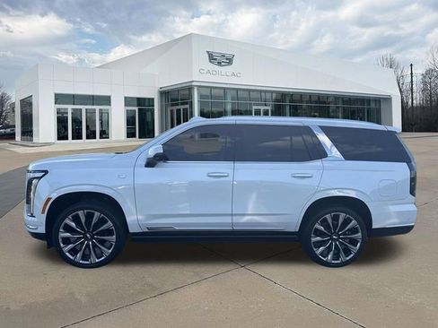 Certified 2025 Cadillac Escalade Premium Luxury w/ Touring Package AWD/4WD image 6