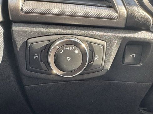 Certified 2020 Ford Fusion SE image 36