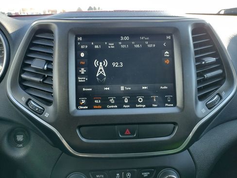 Used 2022 Jeep Cherokee Trailhawk w/ Trailer Tow Group image 3