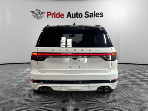 Used 2023 Lincoln Aviator Reserve w/ Equipment Group 201A AWD/4WD image 5