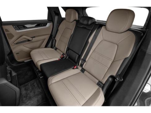 Used 2024 Porsche Cayenne AWD/4WD image 12