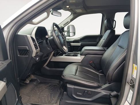 Used 2020 Ford F350 Lariat image 8