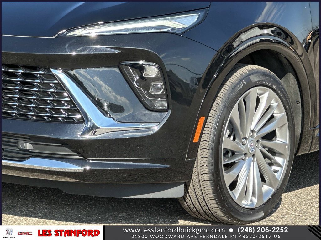 Used 2025 Buick Envision Avenir AWD/4WD image 9