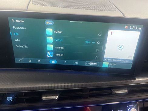 New 2025 Hyundai Santa Fe Calligraphy AWD/4WD image 19