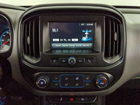 Used 2018 Chevrolet Colorado W/T w/ WT Convenience Package AWD/4WD image 8