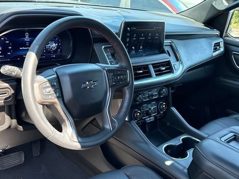 Used 2023 Chevrolet Suburban RST w/ Sport Performance Package AWD/4WD image 14