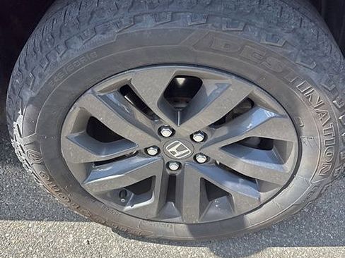 Used 2023 Honda Ridgeline Sport image 7