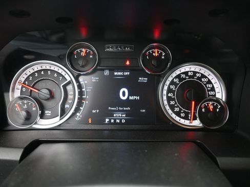 Used 2018 RAM 1500 Lone Star image 4