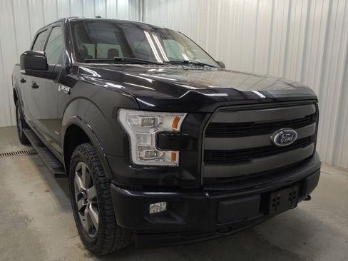 Used 2017 Ford F150 Lariat w/ Equipment Group 502A Luxury AWD/4WD image 13