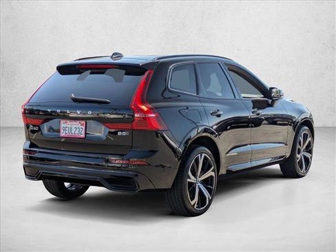 Used 2023 Volvo XC60 B5 Ultimate image 5