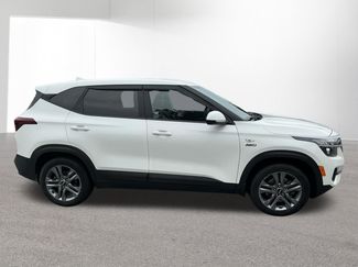 Certified 2021 Kia Seltos LX AWD/4WD video 2