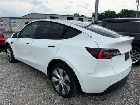 Used 2021 Tesla Model Y Long Range AWD/4WD image 9