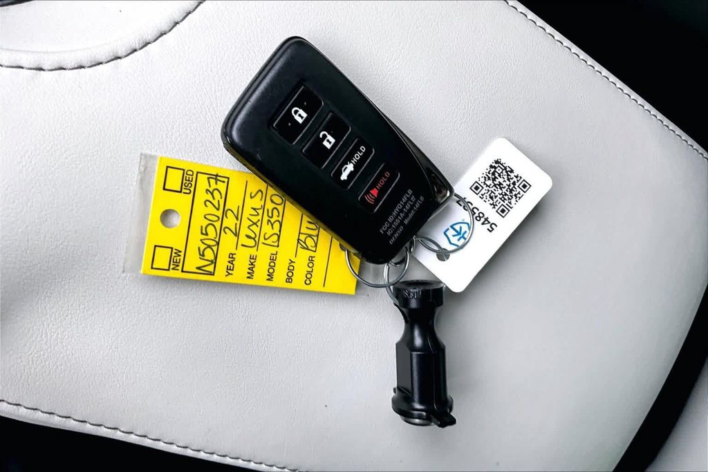 Used 2022 Lexus IS 350 F Sport w/ Navigation Package RWD image 14