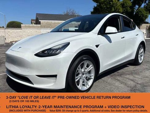 Used 2021 Tesla Model Y Long Range AWD/4WD image 1