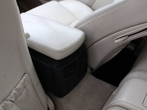 Used 2010 Lexus IS 350C RWD image 23