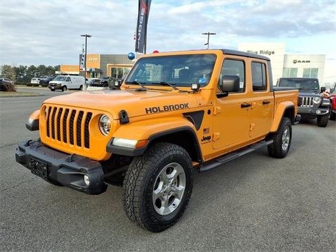 Used 2021 Jeep Gladiator Sport image 8