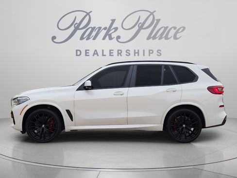 Used 2022 BMW X5 M50i w/ Executive Package AWD/4WD image 2